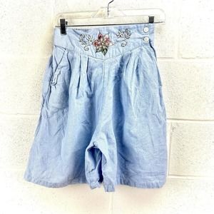 Vintage Specialty Collection Light Blue Denim Floral Embroidered Shorts Sz M